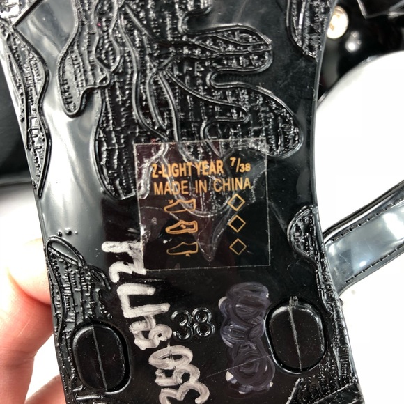 New Chinese Laundry Black Sandals Size 7 (#30) - Picture 8 of 8